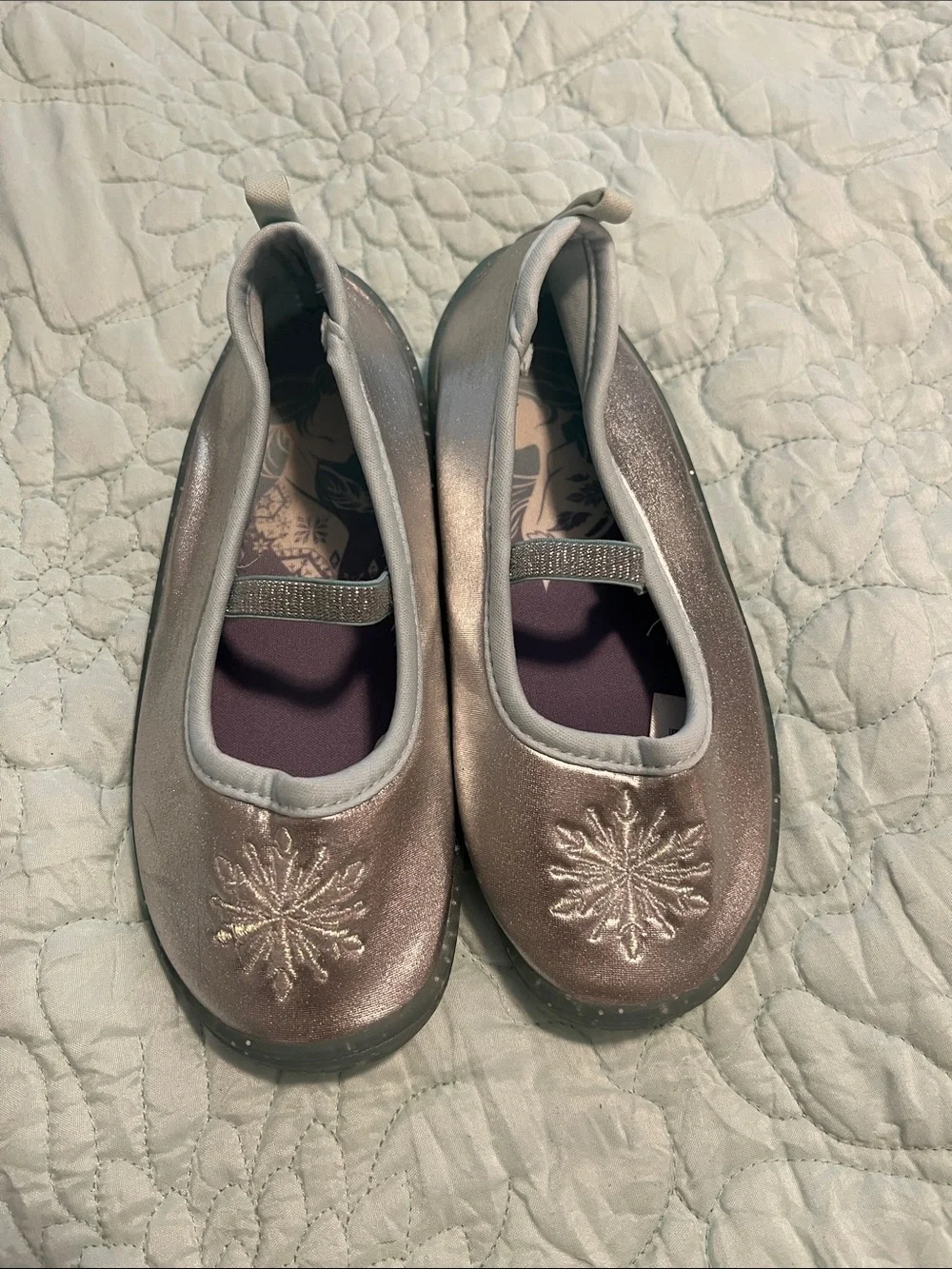 Disney, Girls' Sparkle Snowflake - Silver, “Frozen”water shoes, NWOT